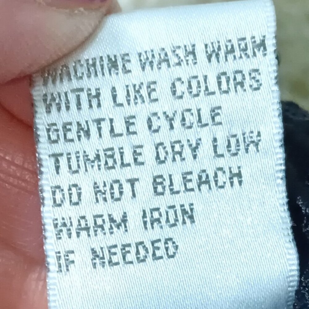 Vintage Black Satin & Lace with white buttons Sellecca brand blouse, size 8 - Picture 6 of 9